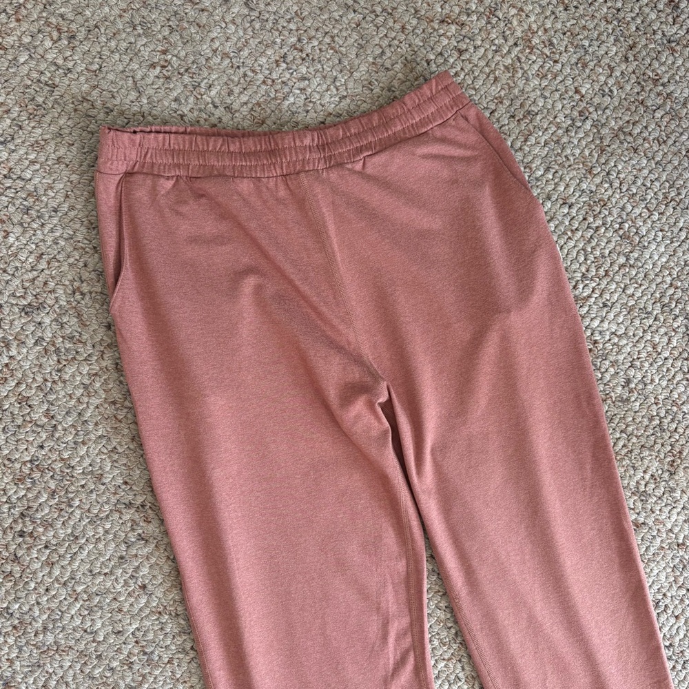 VUORI
WOMEN'S PERFORMANCE JOGGER - Picture 4 of 8